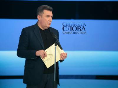 Владимир Зеленский - Алексей Данилов - СНБО поручил Кабмину Украины разобраться с ситуацией на "Укрзалізниці" - gordonua.com - Украина - Краматорск - Снбо