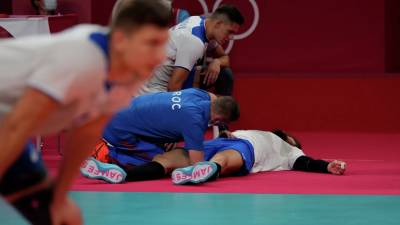 Волейболист Клюка рассказал о травме, полученной в матче с командой Франции - russian.rt.com - Россия - Токио - Франция