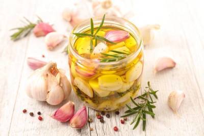 Необычные рецепты маринованного чеснока – такого вы еще не пробовали! - skuke.net