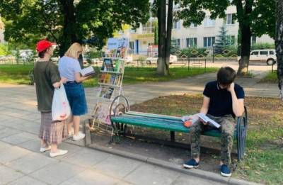 В липецком сквере открылась читальня - lipetskmedia.ru - Липецк