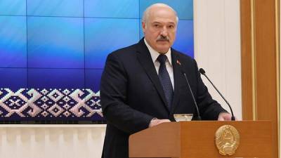 Александр Лукашенко - Светлана Тихановская - Лукашенко назвал Тихановскую мерзавкой и рассказал про ее отъезд из страны - iz.ru - Израиль - Белоруссия - Литва