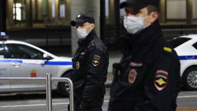 В Петербурге мужчине выстрелили в лицо из газового пистолета - iz.ru - Россия - Ленинградская обл. - Санкт-Петербург - Израиль