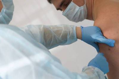Адан Гебрейесус - Ученые признали вакцинацию недостаточной для борьбы с коронавирусом - infox.ru