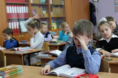 Ограничения в российских школах могут остаться в новом учебном году - news.vse42.ru - Россия