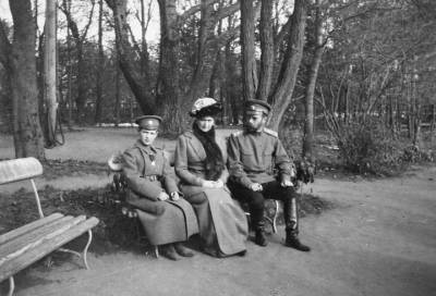 Николай II - «Извод получился колоссальный!»: опубликованы записи Николая IIоб отъезде из Царского Села - online47.ru