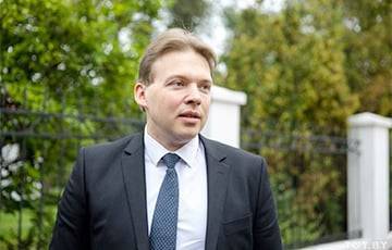 Мария Колесникова - Виктор Бабарико - Максим Знак - Максим Знак отреагировал на новость о закрытом суде стихами - charter97.org - Белоруссия