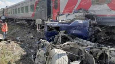 Пассажирский поезд сошел с рельсов при столкновении с цементовозом под Калугой - 5-tv.ru - Москва - Калужская обл. - Ейск