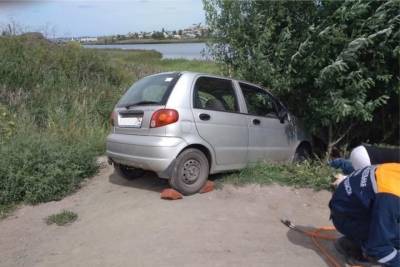В Троицке мужчину насмерть придавил собственный автомобиль - chel.mk.ru - Троицк