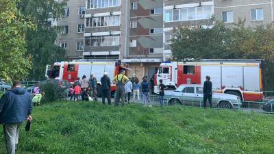 В Екатеринбурге во время грозы загорелась квартира - iz.ru - Израиль - Екатеринбург