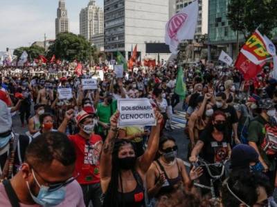 Импичмент президенту: в Бразилии протестуют против Болсонару - unn.com.ua - Украина - Киев - Рио-Де-Жанейро - Бразилия