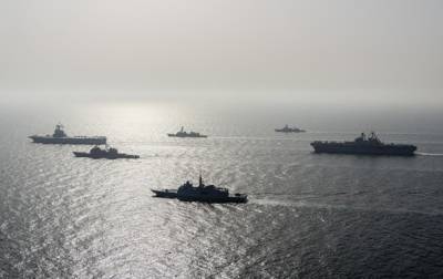 Израильское судно обстреляли ракетами - korrespondent.net - Украина - Израиль - Иран - Саудовская Аравия - Эмираты - Судно