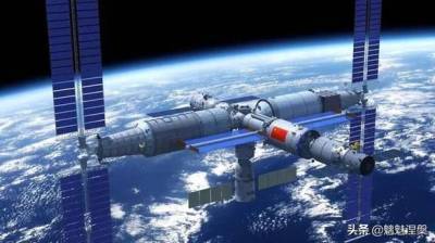 Тан Хунб - Астронавты "Шэньчжоу-12" впервые в истории вышли в открытый космос - unn.com.ua - Китай - Украина - Киев