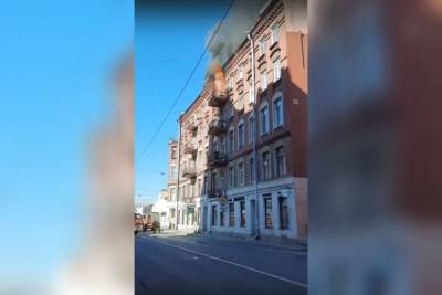 Питер Онлайн - Петербурженка отравилась угарным газом в пожаре на Пионерской - spb.mk.ru - Санкт-Петербург