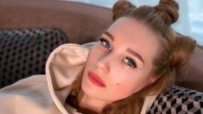 Кристина Асмус - «Хрустнул весь организм»: загипсованная Асмус рассказала о своей травме - 5-tv.ru