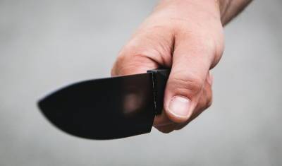 Тюменец угрожал ножом бывшей жене, которая поздно вернулась домой - nashgorod.ru - Россия - район Уватский
