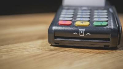 Пензенцы стали реже снимать деньги с банковских карт - penzainform.ru - Россия - Пензенская обл. - Пенза