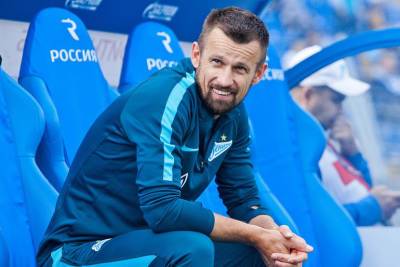 Сергей Семак - Семак заявил, что у "Зенита" нет возможности подписывать сильных российских футболистов и иностранцев - sport.ru - Санкт-Петербург