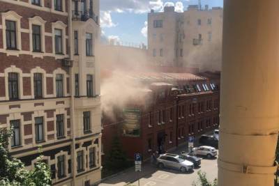 В Санкт-Петербурге произошел пожар в Усачевских банях - abnews.ru - Ленинградская обл. - Санкт-Петербург