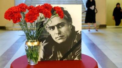 Николай Сличенко - В Москве простились с главным цыганом СССР Николаем Сличенко — видео - 5-tv.ru - Москва