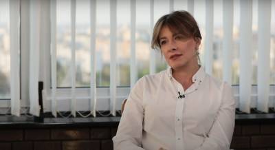 Елена Крав - Холмики чуть выпали из декольте: дочь звезды "Квартал 95" Елены Кравец поразила красотой - ukrainianwall.com - Украина