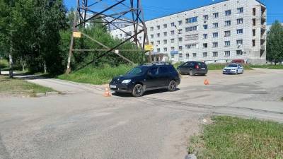 В Сыктывкаре водитель на кроссовере сбил несовершеннолетнего велосипедиста - komiinform.ru - респ. Коми - Сыктывкар