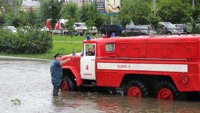 Штормовое предупреждение объявили в Приморье из-за ливней - iz.ru - Израиль - Приморье край