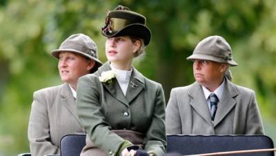 принц Филипп - Ii (Ii) - Елизавета II, леди Луиза Виндзор и другие члены монаршей семьи на Королевском конном шоу - skuke.net - Новости