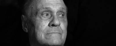 Владимир Меньшов - На 82-м году жизни от COVID-19 скончался народный артист РСФСР Владимир Меньшов - runews24.ru - Москва - РСФСР