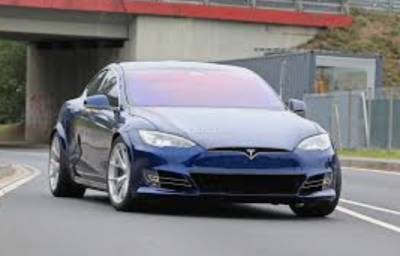 Илон Маск - Безопасность модели Tesla Model S Plaid под вопросом - take-profit.org