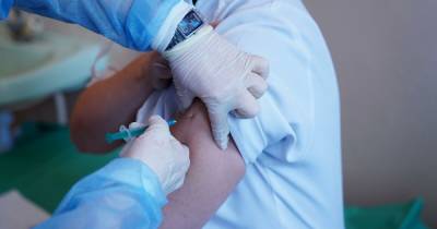 В Украине прошла регистрацию новая COVID-вакцина - dsnews.ua - США - Украина - Англия - Швейцария - Канада - Винницкая обл.