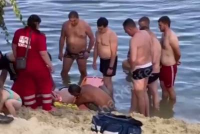 Харьковчанин сильно пострадал на водоеме, кадры с места: "ударился головой" - kharkov.politeka.net - Украина - Харьковская обл. - Харьков