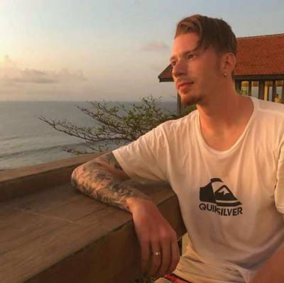 Сергей Безруков - Никита Пресняков - Никиту Преснякова бесят упоминания о генах талантливых родственников - actualnews.org