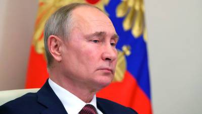 Владимир Путин - Сергей Боярский - Валерий Газзаев - Андрей Альшевских - Путин подписал закон о досудебном удалении из интернета порочащих честь данных - gazeta.ru - Россия