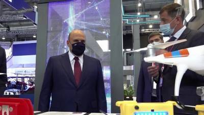 Михаил Мишустин - Один из инструментов борьбы с коронавирусом представили Михаилу Мишустину на выставке «Иннопром» - 1tv.ru - Екатеринбург