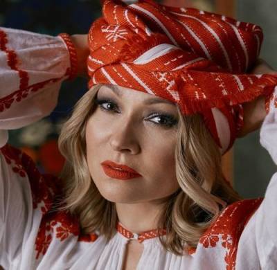 Владимир Путин - Анжелика Агурбаш - Лукашенко - Певица Агурбаш обратилась к Путину с просьбой защитить белорусских граждан от Лукашенко - argumenti.ru - Россия - Белоруссия