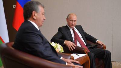 Владимир Путин - Эмомали Рахмон - Шавкат Мирзиеев - Путин обсудил с главой Узбекистана обострение в Афганистане - gazeta.ru - Россия - Узбекистан - Таджикистан - Афганистан