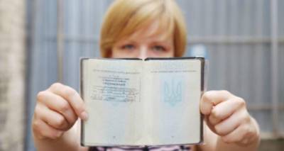 Для переселенцев упростят оформление украинских паспортов с пропиской в Луганске - cxid.info - Украина - Крым - Луганск