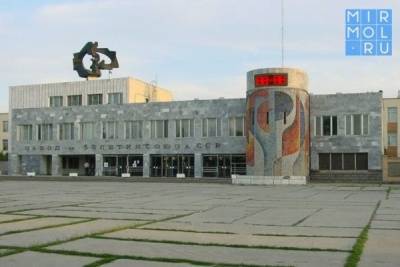 Завод в Дагестане получил лицензию на утилизацию и сбор опасных отходов - mirmol.ru - респ. Дагестан