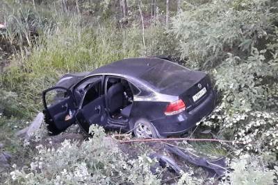 По дороге в Невьянск съехал в кювет автомобиль, водитель погиб - eburg.mk.ru - Россия - Екатеринбург - Свердловская обл. - Новоуральск - Невьянск