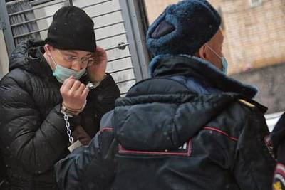 Борис Левин - Фигуранта дела о поджоге российского бизнесмена отпустили из-под ареста - lenta.ru - Москва - Россия - Украина