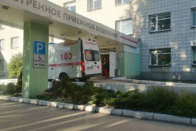 Всех пострадавших при пожаре на новосибирской АЗС перевели из реанимации в ожоговое отделение - runews24.ru - Новосибирск