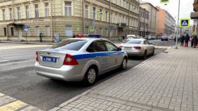 В Петербурге прошел рейд против водителей с архивными номерами - delovoe.tv - Санкт-Петербург - Петербург