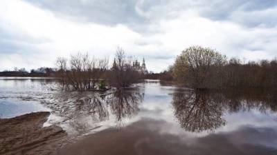В Комсомольске-на-Амуре из-за приближающегося паводка ввели режим ЧС - piter.tv - Комсомольск