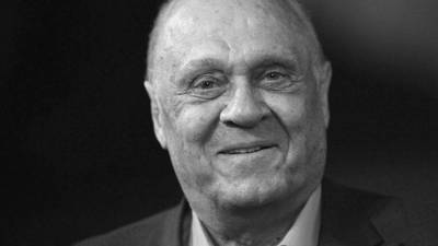 Владимир Меньшов - Вера Алентова - Стало известно о последних неделях жизни Владимира Меньшова - gazeta.ru