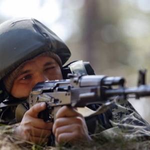 На Донбассе в результате обстрелов погиб один военный, еще трое получили ранения - reporter-ua.com - Украина - Донбасс
