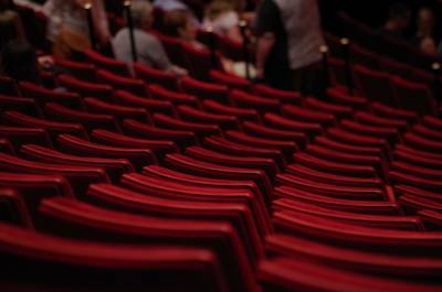 Марк Варшавер - Московские театры могут начать применять систему QR-кодов для пропуска зрителей - neva.today - Москва - Санкт-Петербург