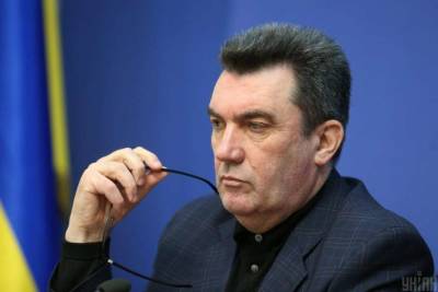 Владимир Зеленский - Алексей Данилов - Данилов назвал план Б, если закон Зеленского об олигархах не сработает - lenta.ua - Украина - Снбо