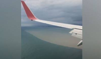 Вода в Черном море помутнела после наводнения в Сочи - newizv.ru - Сочи