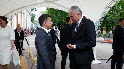 Владимир Зеленский - Гитанас Науседа - Зеленский пожелал Литве становиться "первой во всем" вместе с Украиной - obzor.lt - Украина - Литва