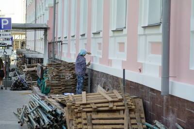 Ремонт в Нижегородском выставочном комплексе завершат в августе - nn.mk.ru - Нижний Новгород